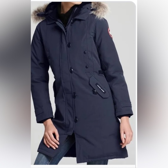 Canada goose Kensington Fusion Fit Down Parka with 
Genuine Coyote Fur Trim XS - Picture 1 of 7